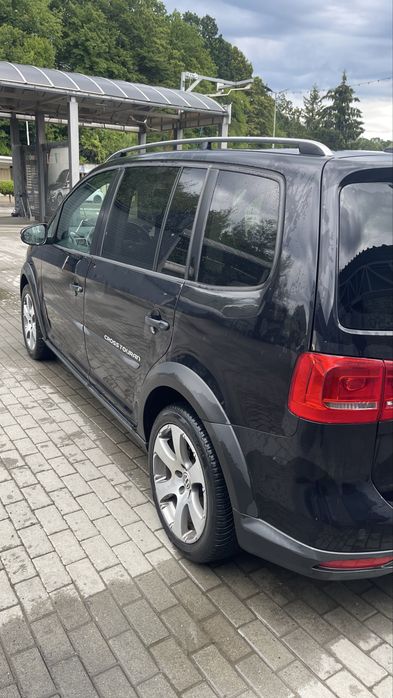 Volkswagen Touran 2.0 Diesel Automatic | Чесний пробіг | Відмінний стан