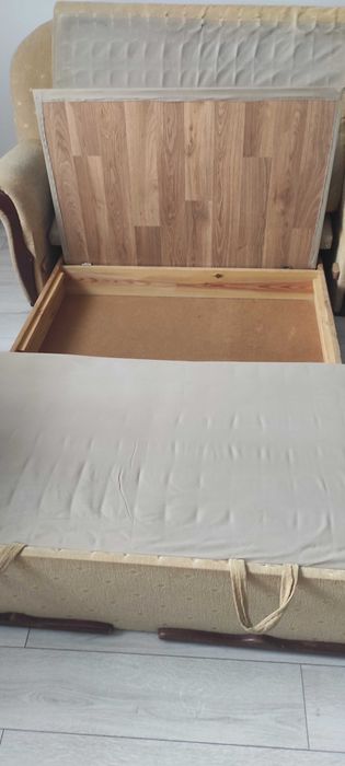 Sprzedam sofy dwu i trzyosobowe