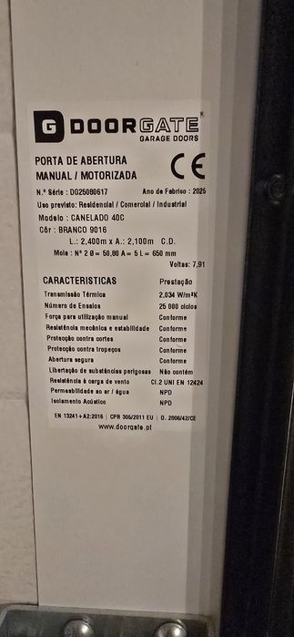 Portão de garagem novo