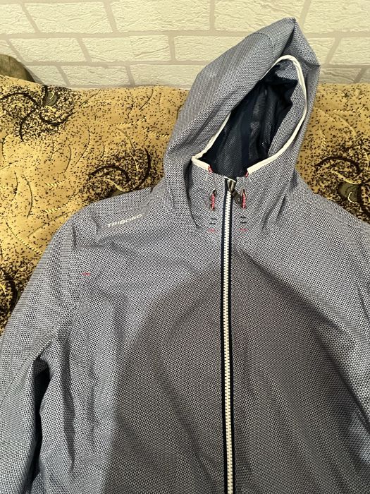 Жіноча вітровка Tribord