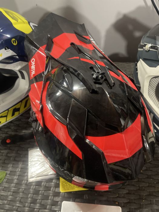 Продаєтсья мото шльом