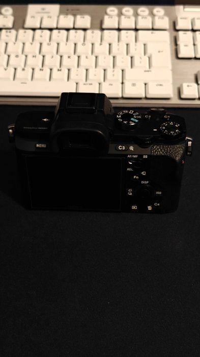 Sony Alpha 7 II + FE 3.5-5.6/28-70mm + FE 1.8/85mm