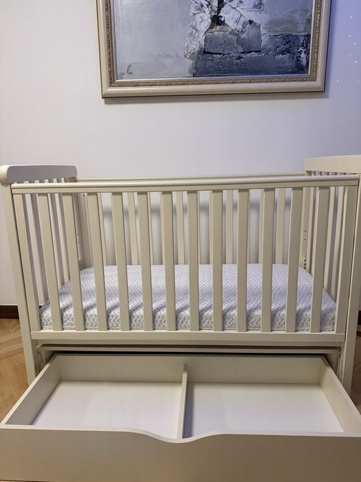 Ліжко дитяче колір слонова кістка + матрас