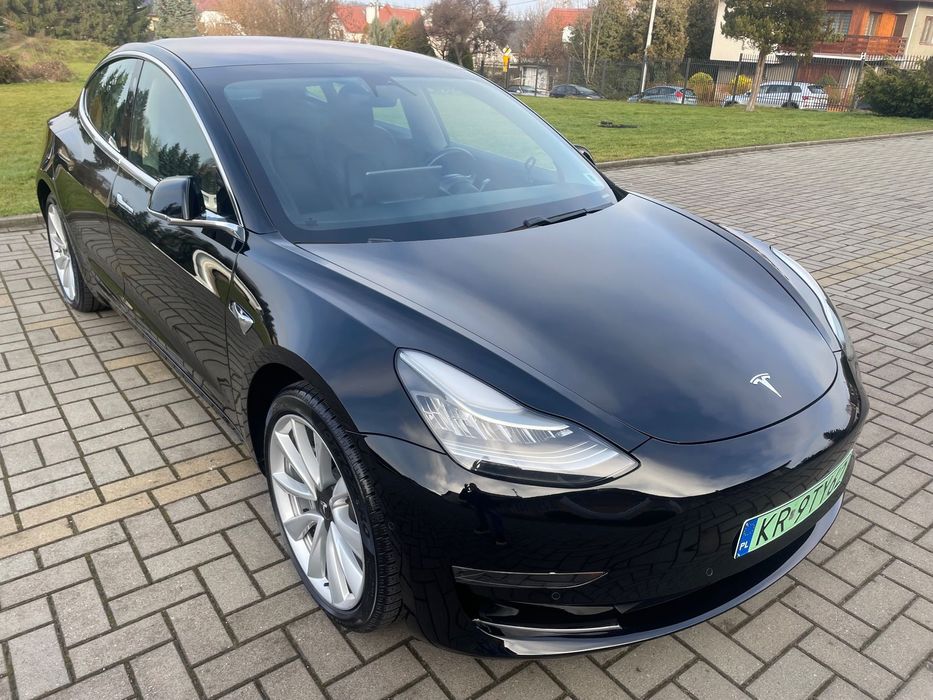 Tesla Model 3 Long range VAT 23%