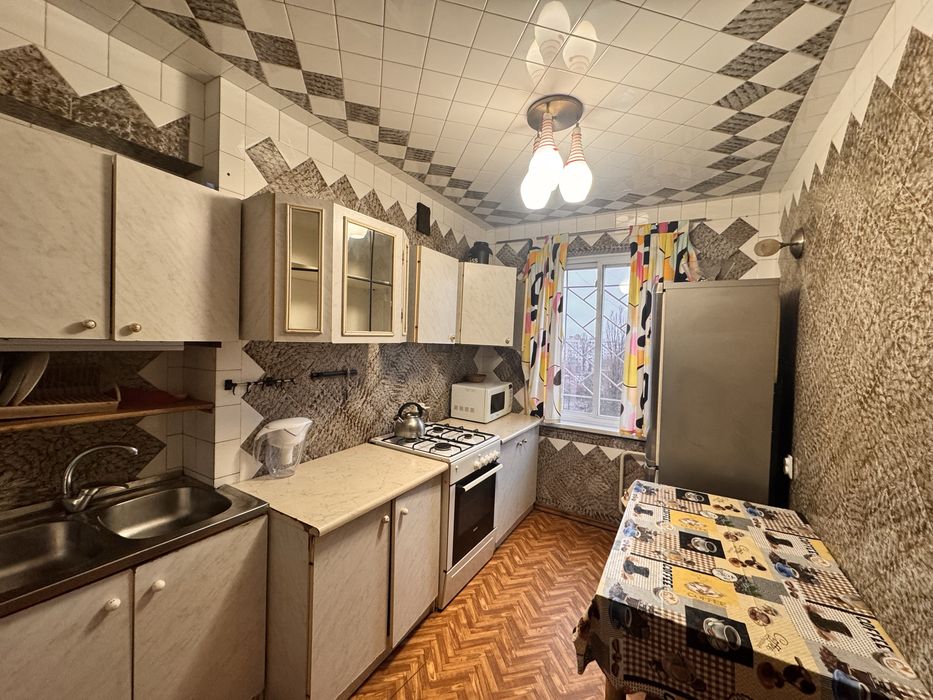 Королева 2 комнатная 45 метров Кирпич