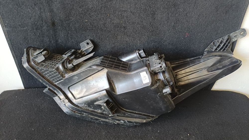 Lampa przednia prawa hyundai i20 ll lift