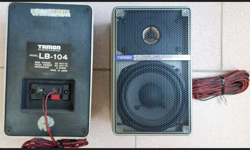 Colunas de Som Soritdas