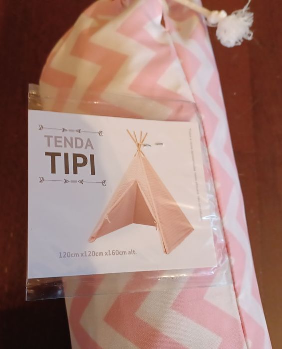 Tenda tipi estampado rosa