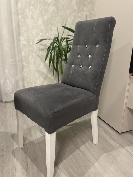 Стілець для  залу