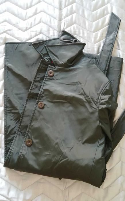 Casaco gabardina comprido