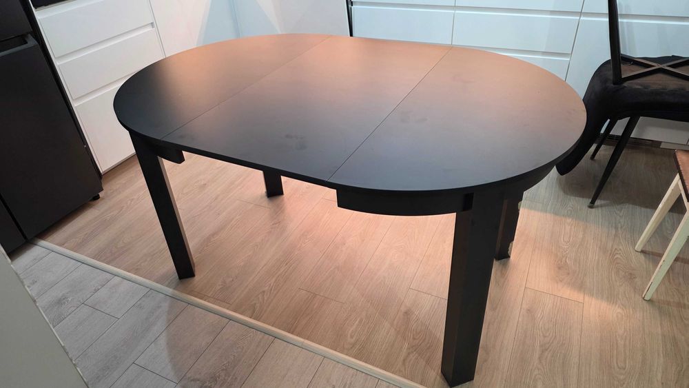 stół okrągły rozkładany czarny