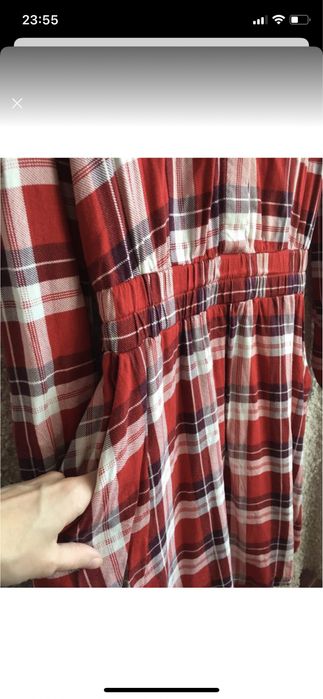 Сукня в клітинку