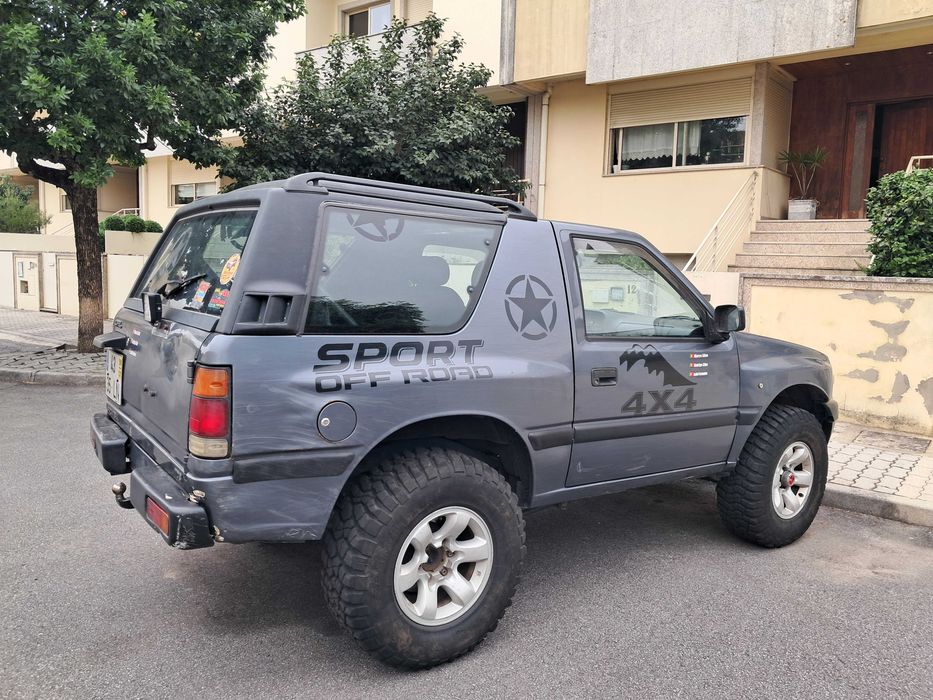 Opel frontera 2.5 diesel TDS sport — photo 2