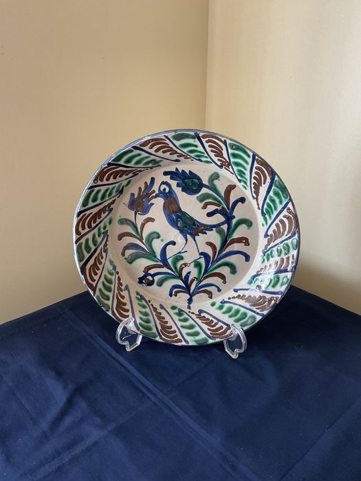 Prato faianca figura ave