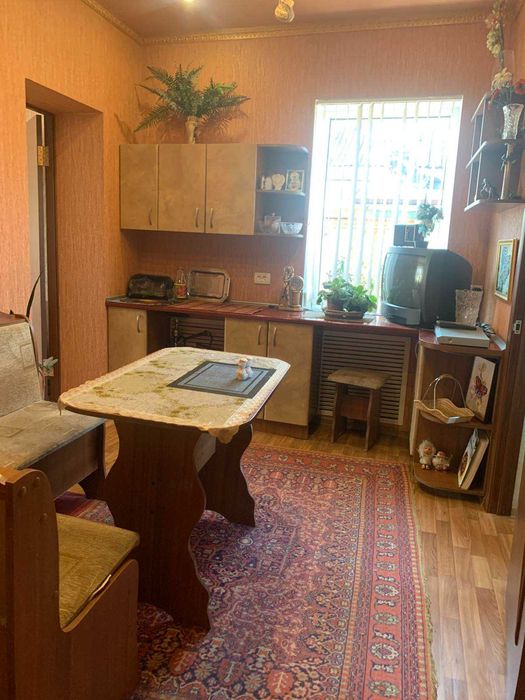 Продам дом с.Лужок (сразу за Караваном Малой Даниловки), 9 км. от м. «Победа».