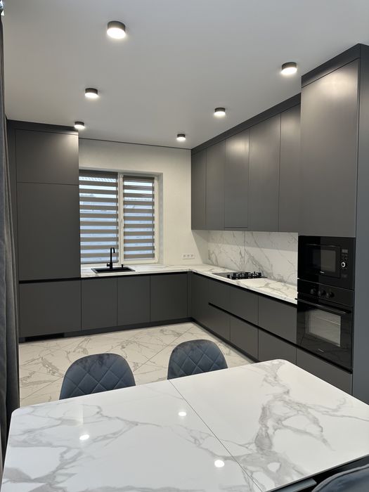 Будинок 120 м2 з ремонтом в закритому котеджному містечку. Буча