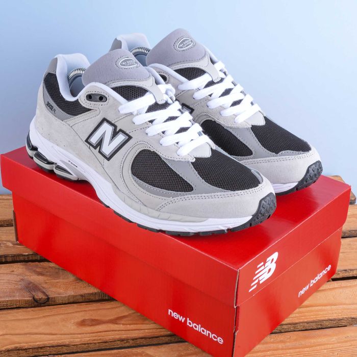 (1944) Кросівки New Balance 2002R пісочний з чорним (42-46)