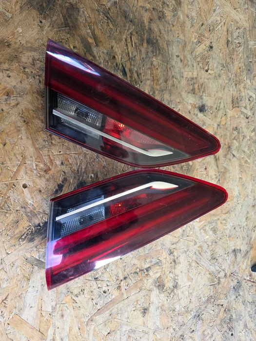 lampa tył tylna w klapę Opel Insignia B 2 II 17 rok Hatchback UK anglik cena za sztuke
