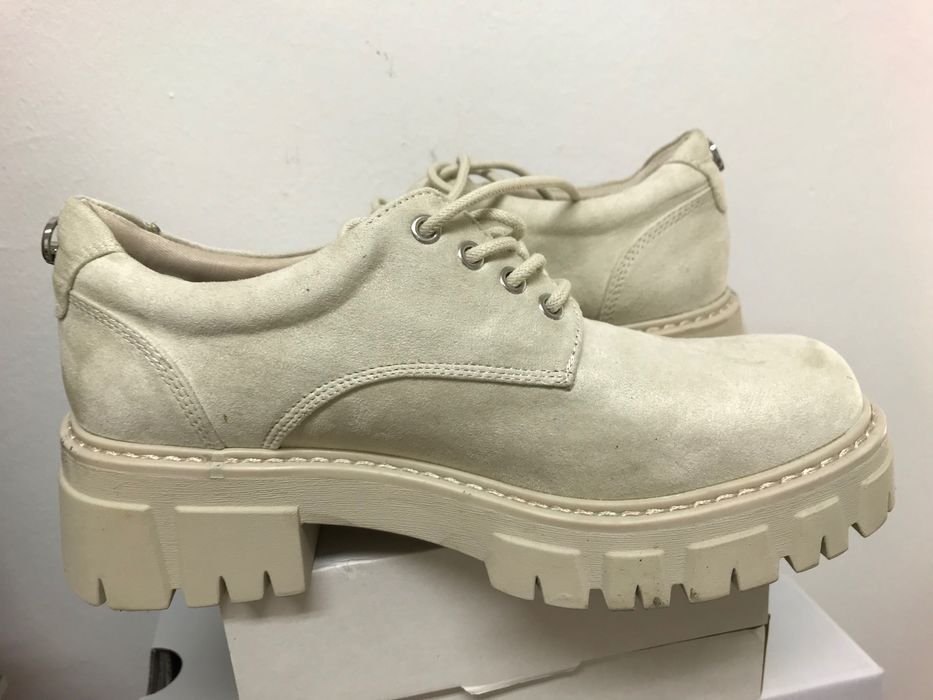 Buty damskie Catwalk, beżowe, rozmiar 38, gruba podeszwa