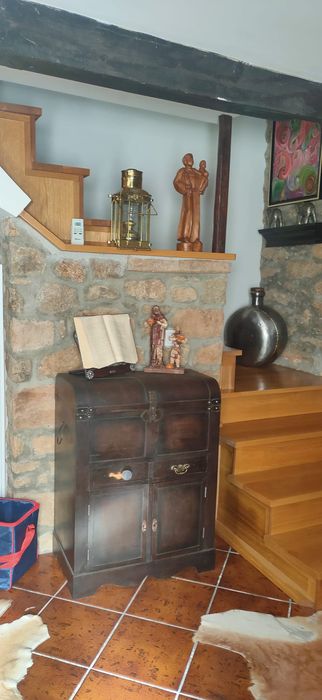 Vende-se Moradia