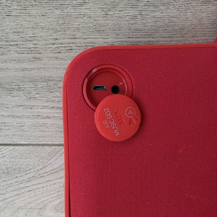 Портативна Bluetooth-колонка G02