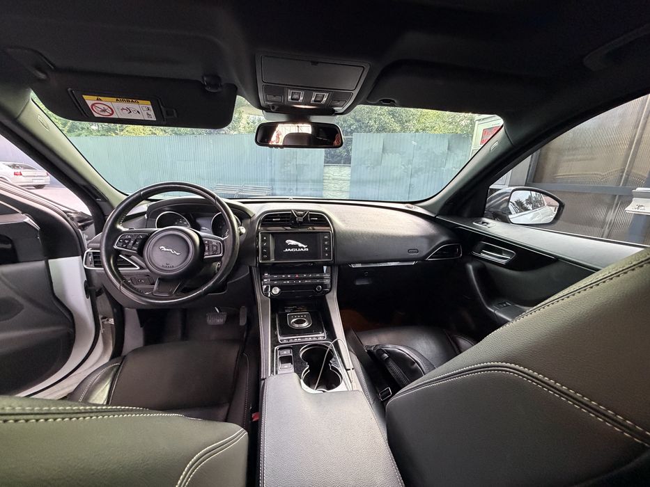 Jaguar F-Pace 2016 VIN SADCK2BV0HA070796 фото оголошення 8 з 13