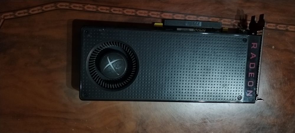 Gráfica AMD Radeon 480rx64332087213059120