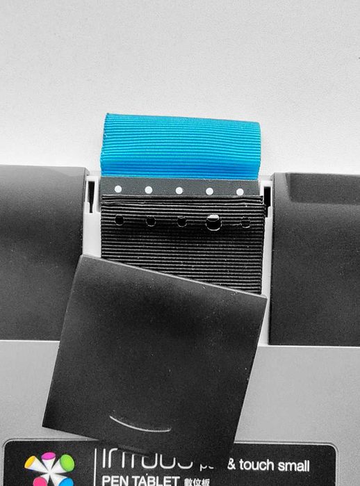 Продам графічний планшет Wacom Intuos Small (Pen & Touch), Б/У