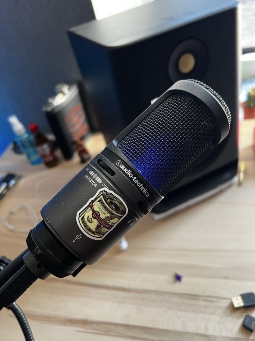 Студийный микрофон (конденсаторный) AT 2020 usb +