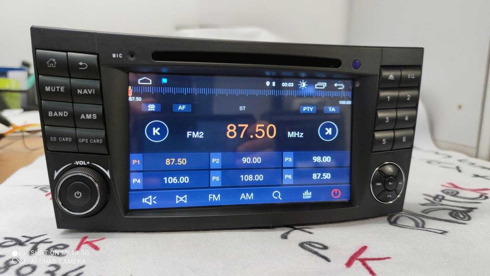 Radio 2 DIN Android 14 para Mercedes Classe E W211 - CD DVD Novo