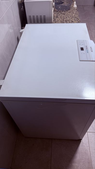 Arca Congeladora BECKEN 200L – A++