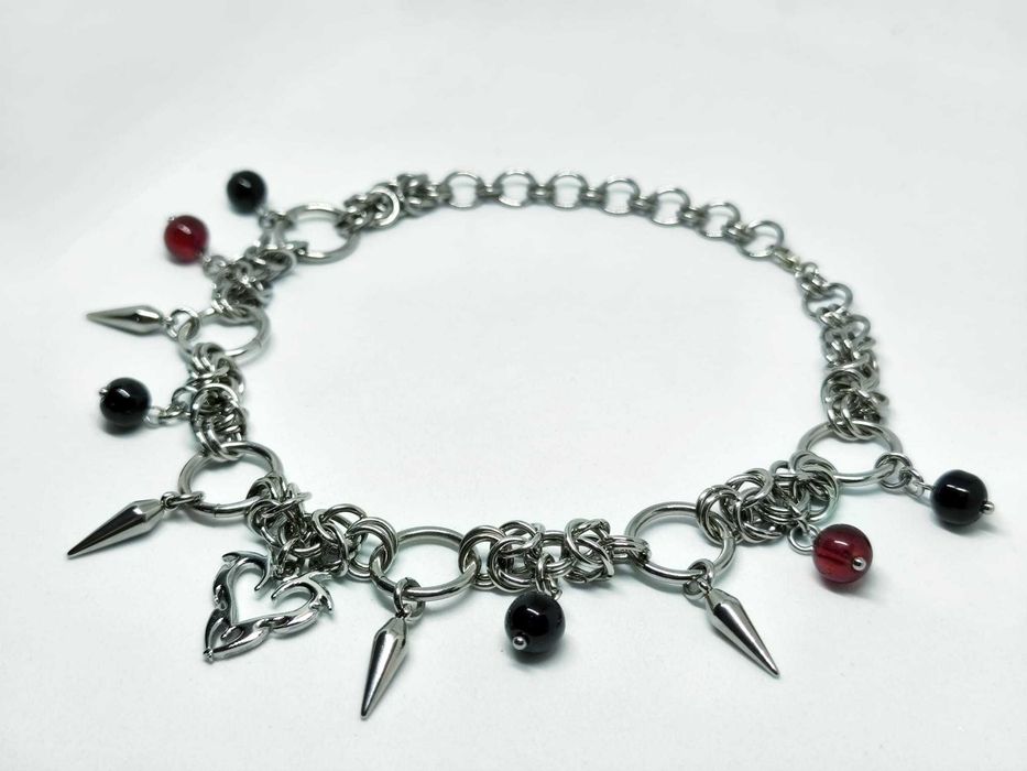 Choker chainmaille z sercem kolcami szkłem – stal chirurgiczna gothic