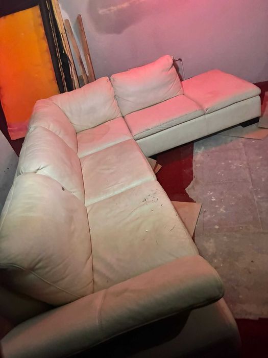 Narożnik skórzany idealny z funkcją spania sprzedam jasna skóra okazja