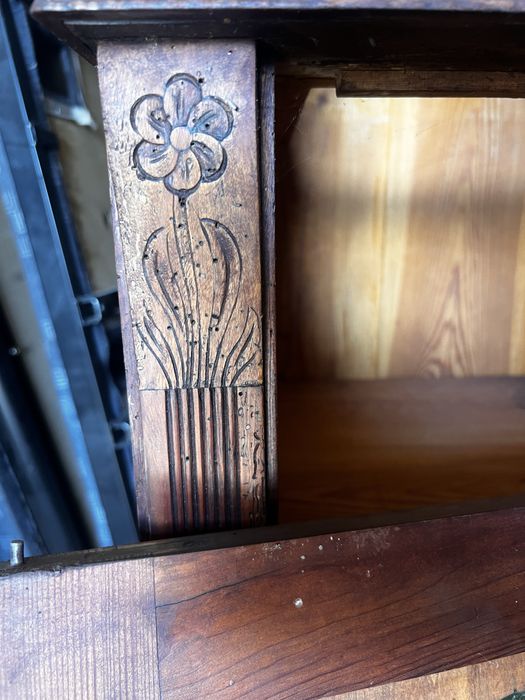 Szafa stara do renowacji