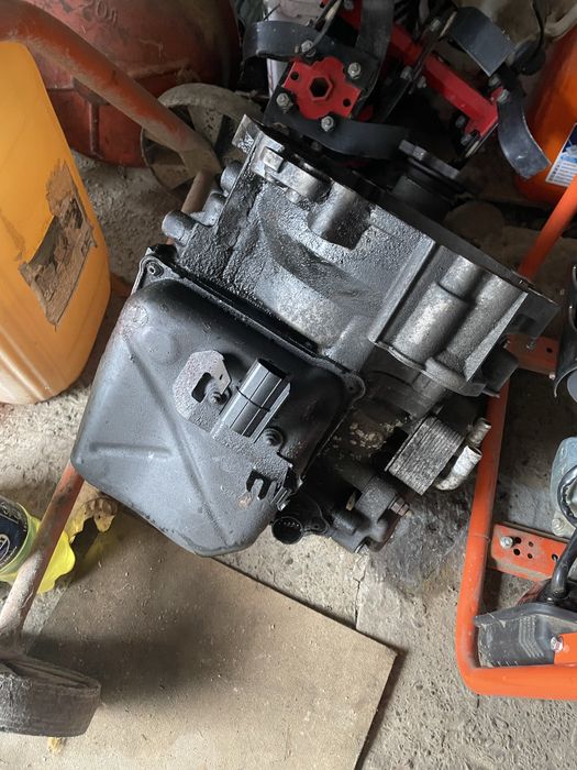 Коробка передач АКПП Passat b6