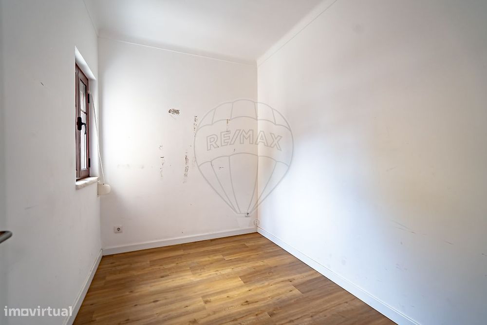Apartamento T4 para arrendamento