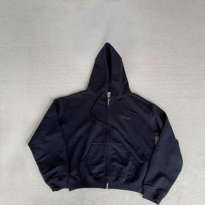 Vetements Fitted Tts Zip Hoodie