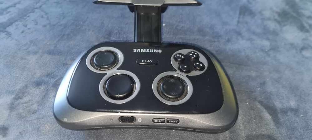 Samsung gamepad NFC Bluetooth