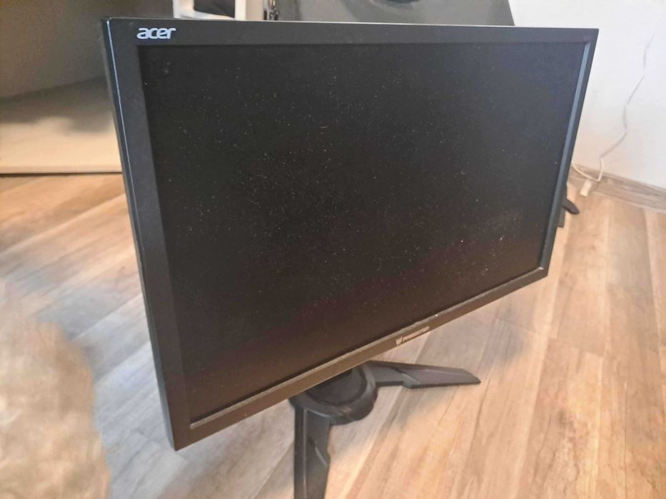 Monitor Asus Predator 24 cal w perfekcyjnym stanie  144 hz