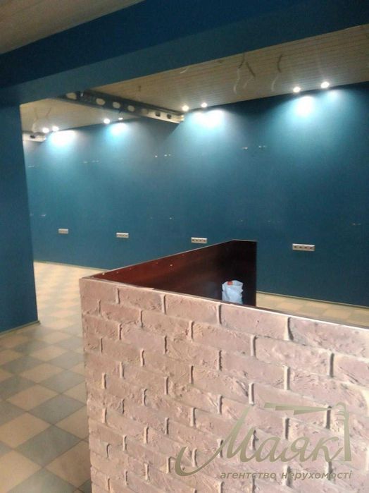 Продам приміщення 70 кв.м,пр.Соборниий,пл.Запорізька