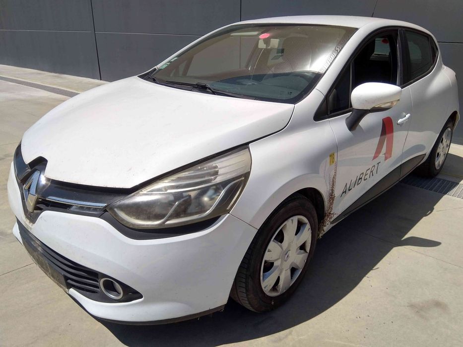 RENAULT CLIO IV - 2013 - Para Peças