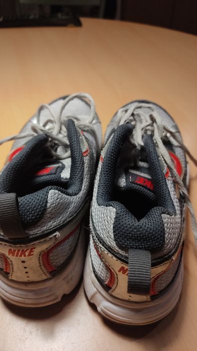 Ténis Nike número 35,5