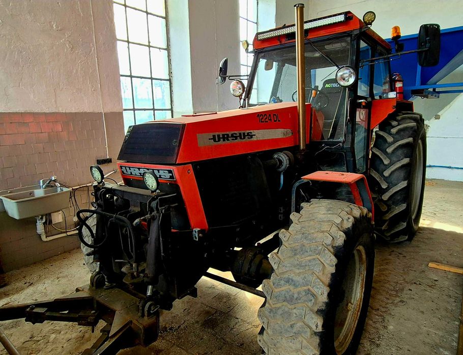 Ciągnik Ursus 1224/1614 DL,160 km , 40km/h