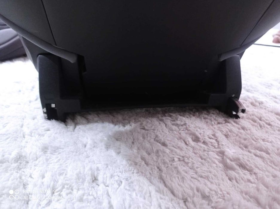 Sprzedam fotelik samochodowy