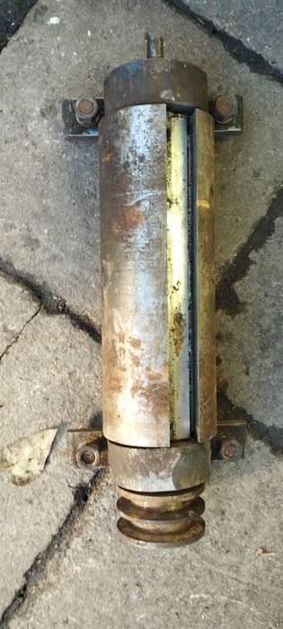 wałek do strugarki 315 długość , 31 kg, masywne z kołem pasowym