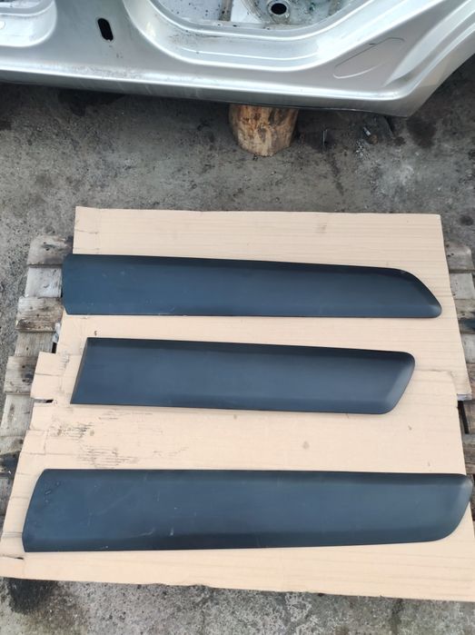 Молдінг Peugeot partner berlingo b9