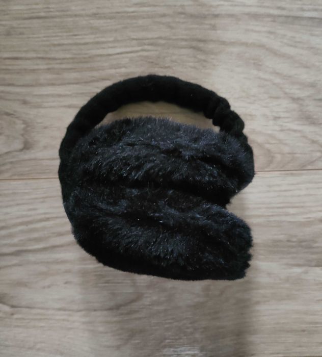 Czarne nauszniki Barts