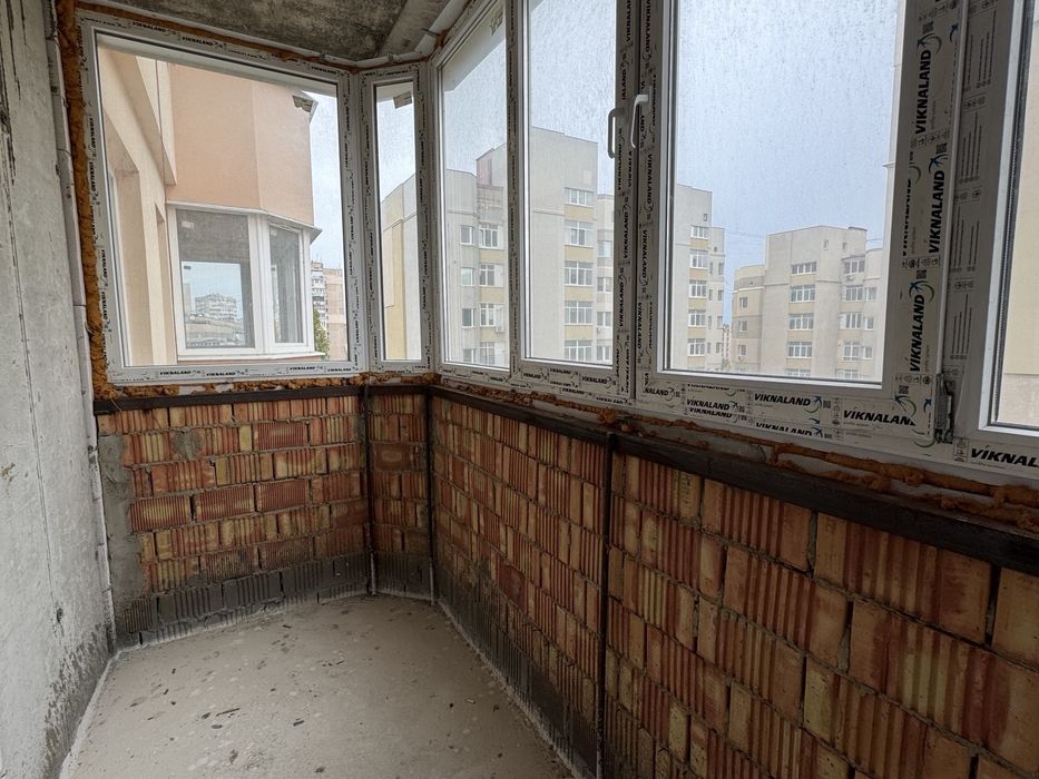 Продається двокімнатна квартира від хазяїна на вул Евгена Чікаленка (Академіка Вільямса)