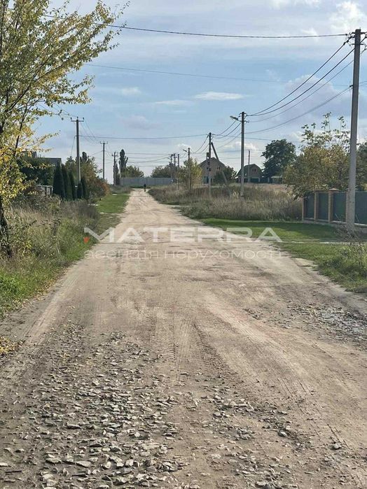 Данилівка продам ділянку 15 сот. Поруч ліс та озеро!