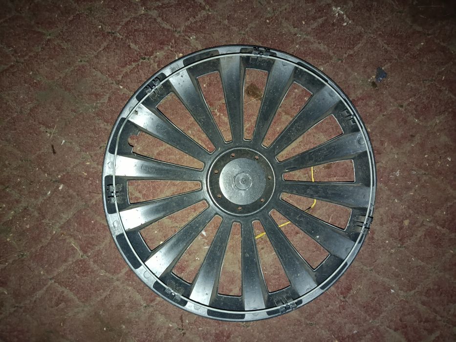 Продам ковпак r15